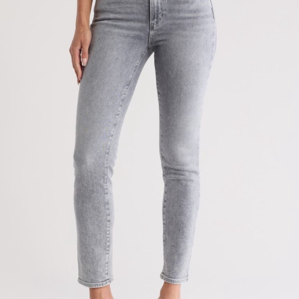 PAIGE Gemma High Waist Slim Straight Leg Light Gray Skinny Jeans BRAND NEW